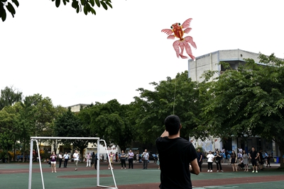 体验放风筝.jpg