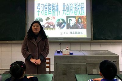 1-3.1班学雷锋活动.jpg